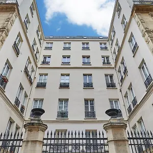 Apartment Center Of By Prestige, Paris