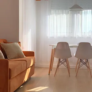 Colorful By The Sea - 1 Min From The Apartment Durres